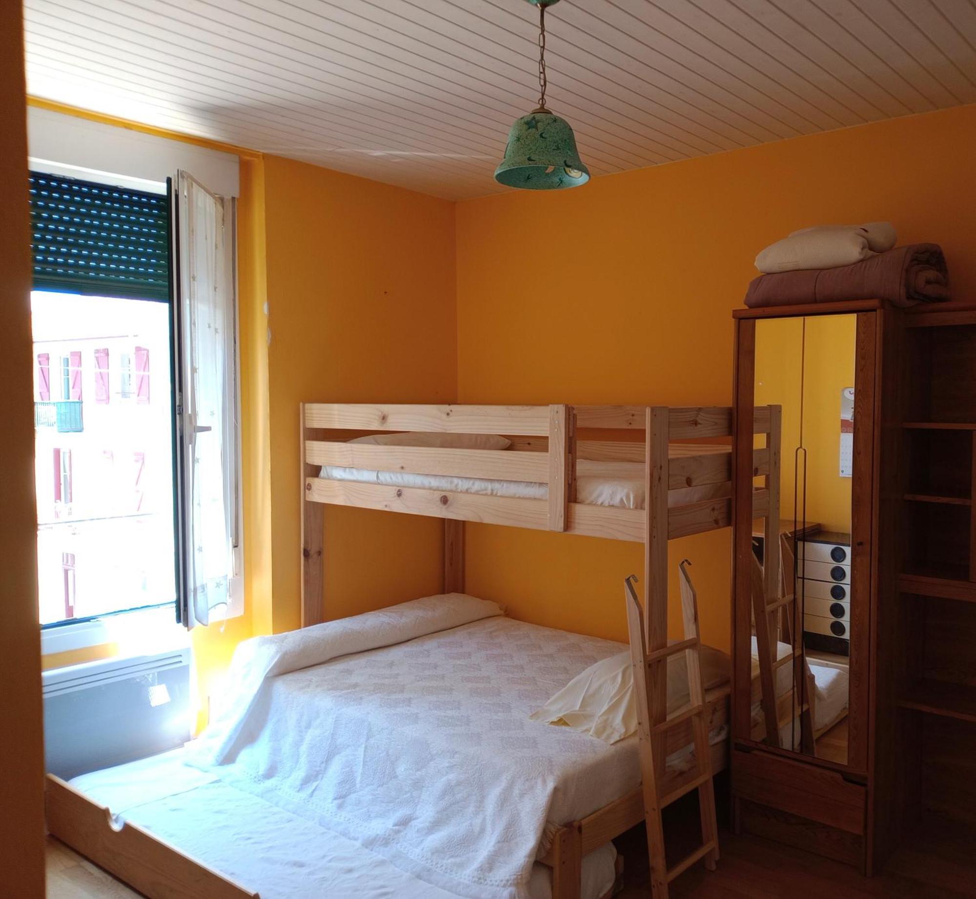 Spacieux T4 Coeur De Ville Hendaye Bagian luar foto